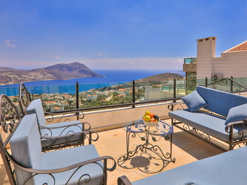  gece  -  Kasım
  | Kalkan Merkezde Deniz Manzaralı Lüks Villa